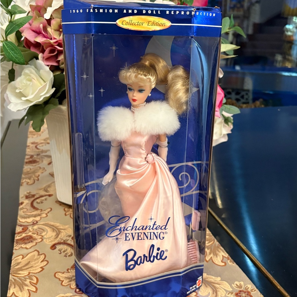 Barbie Collector Edition - Pink Gown with White Fur